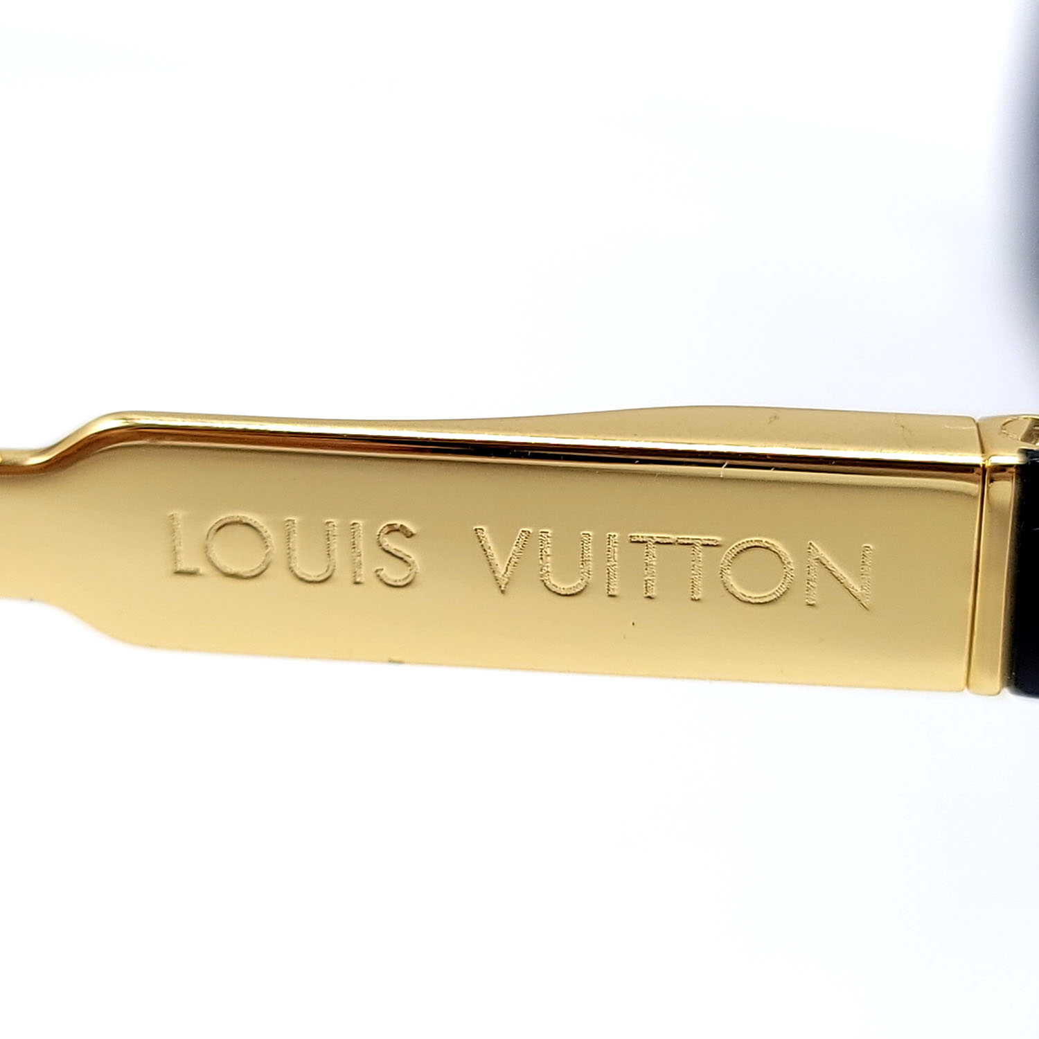 Louis Vuitton Mascot Sunglasses - For Sale on 1stDibs  lv mascot  sunglasses, louis vuitton mascot pilot sunglasses, louis vuitton mascot  sunglasses black