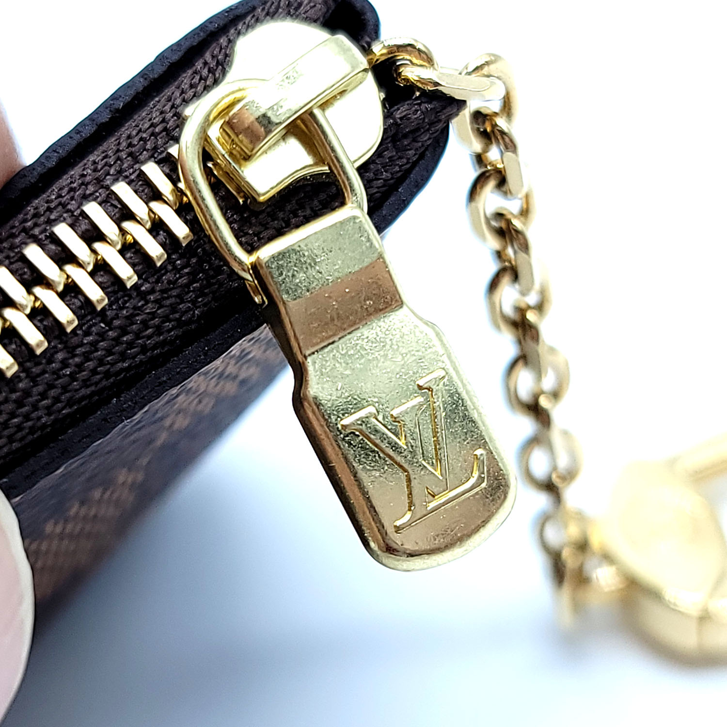 Louis Vuitton Key Pouch Damier Ebene - Luxury Replay