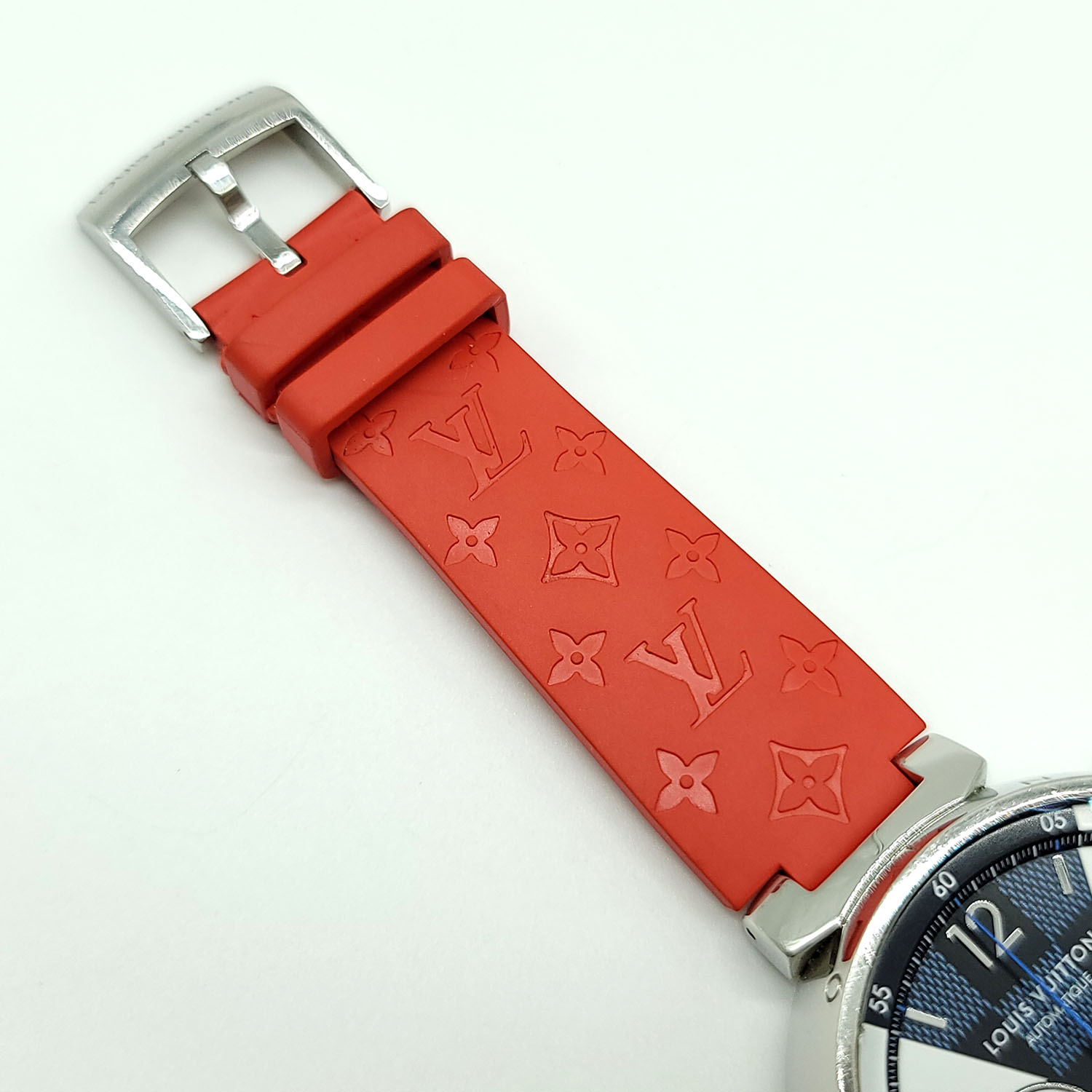 Louis Vuitton - Authenticated Tambour Watch - Steel Red for Women, Very Good Condition