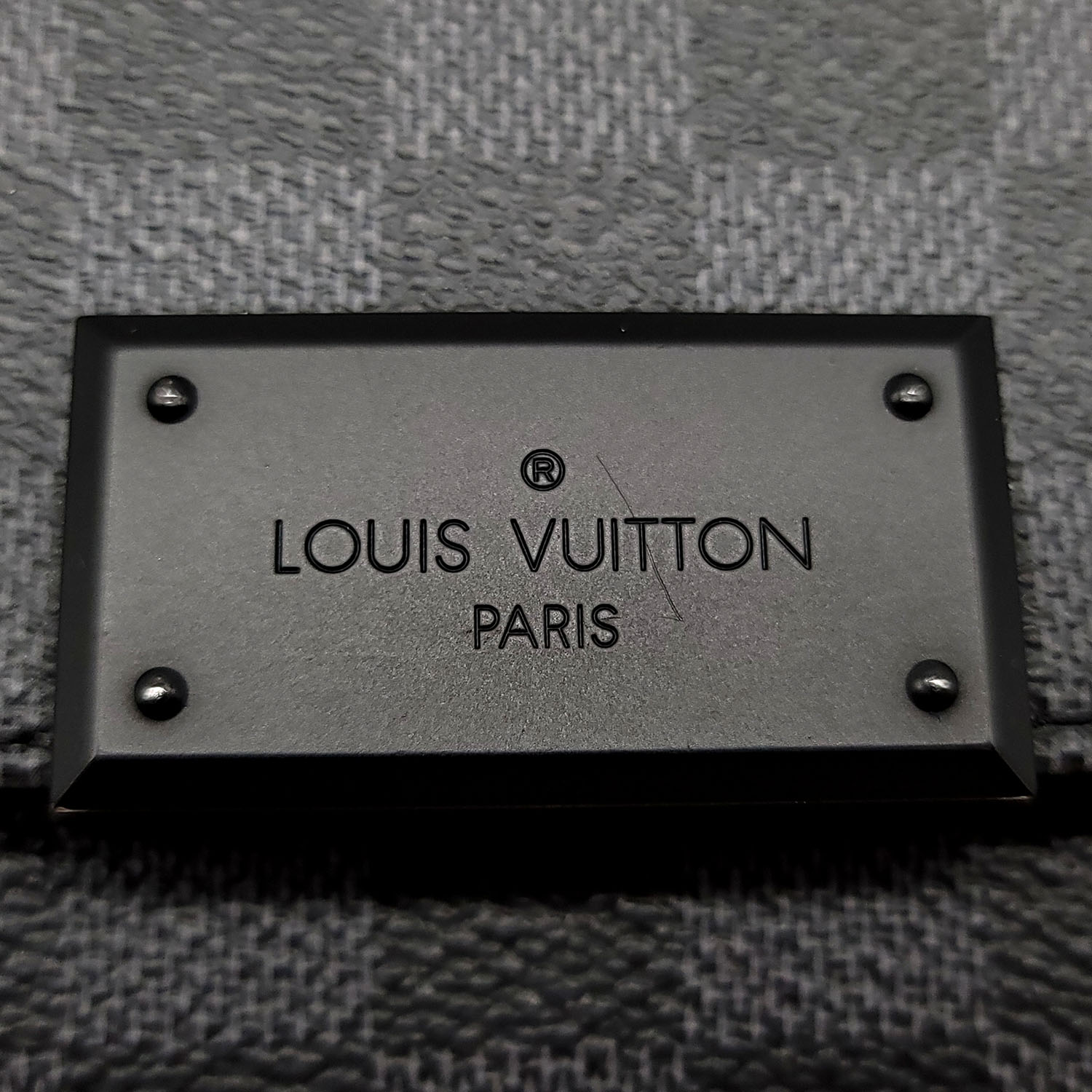 Louis Vuitton District GM Damier Graphite – Dr. Runway