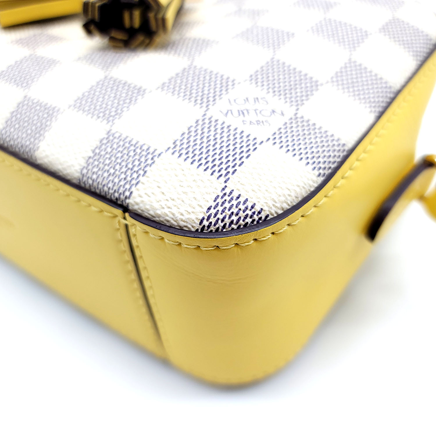 Louis Vuitton Saintonge Damier Azur Canvas Camera Crossbody Bag on SALE