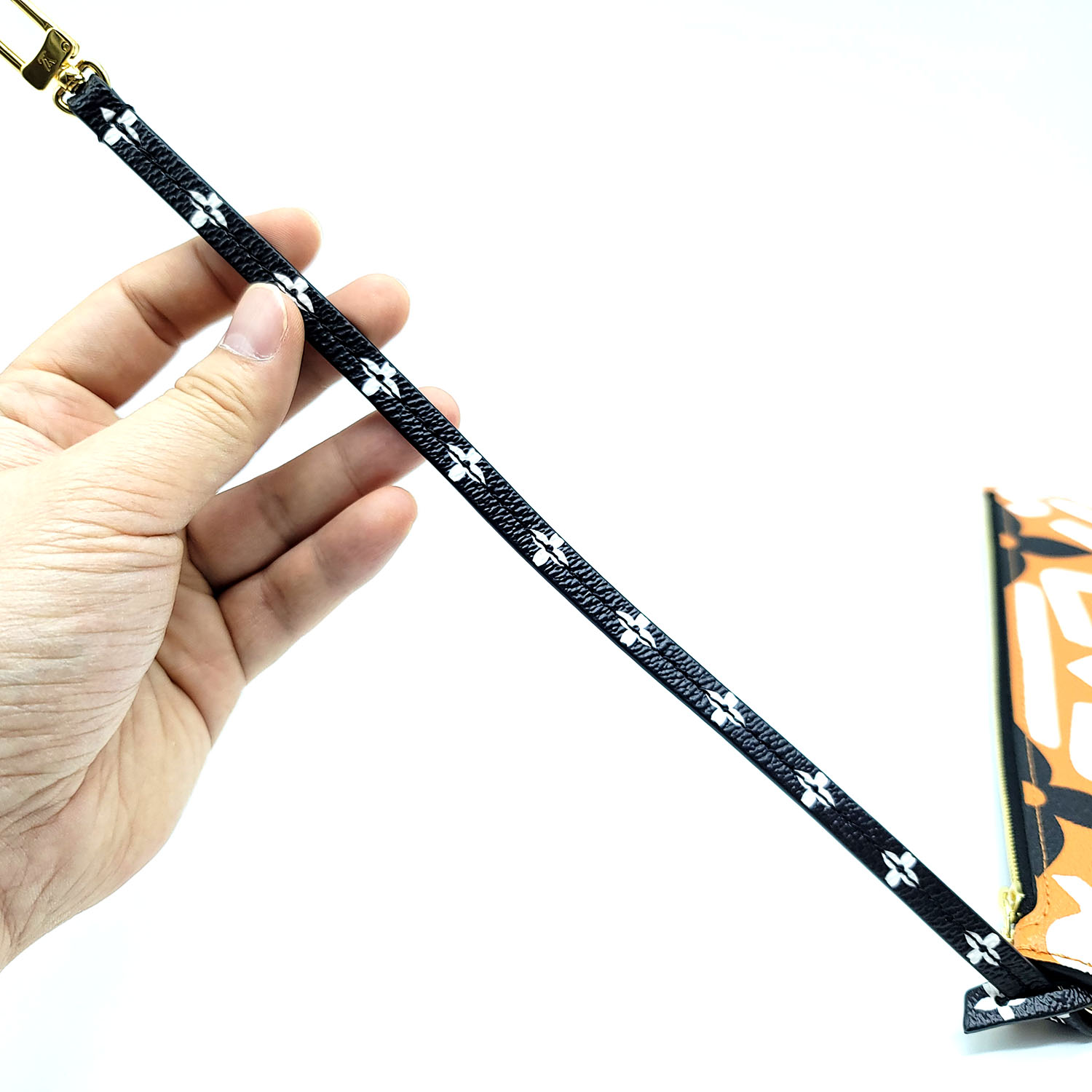 Louis Vuitton Crafty Neverfull MM with Pouch - Image 33