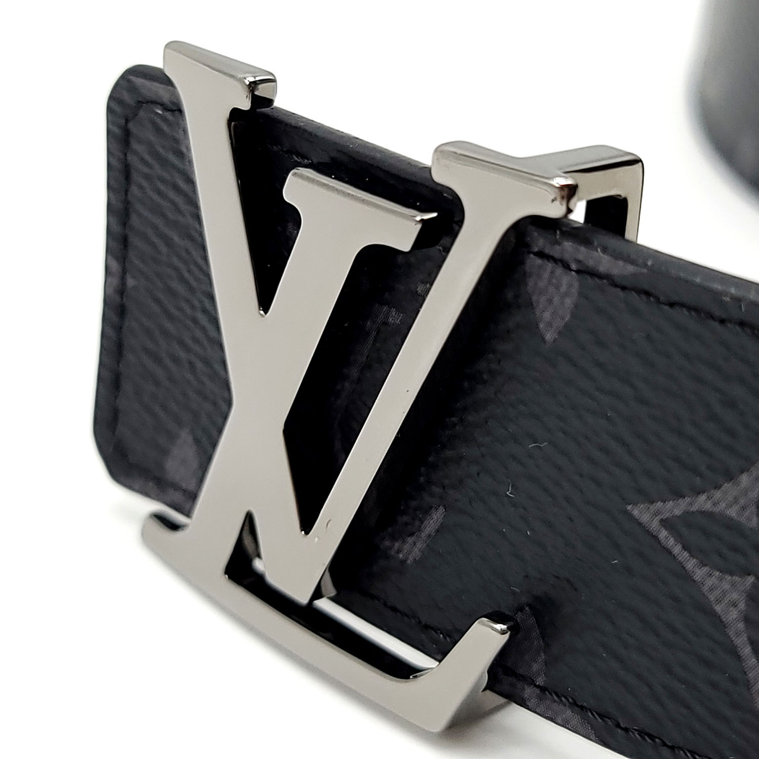 Louis Vuitton LV Optic 40mm Reversible Belt Grey Leather. Size 95 cm