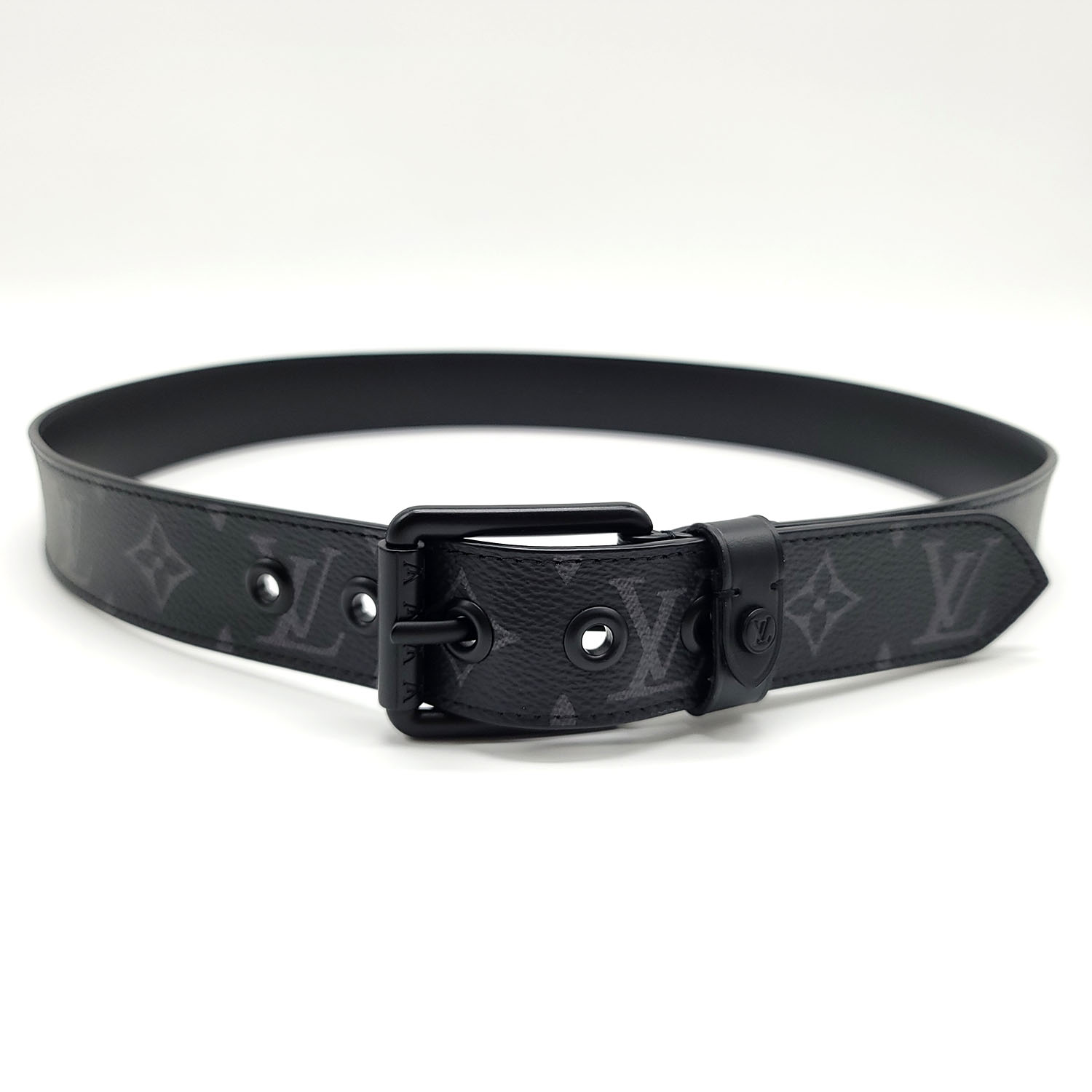 Louis Vuitton Men's Black Leather Voyager 35 MM Belt size 34 / 85 cm