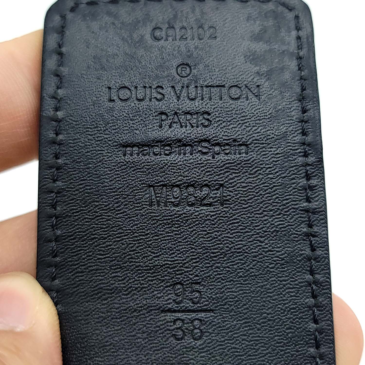 LOUIS VUITTON MONOGRAM LV INITIALS REVERSIBLE BELT – Caroline's Fashion  Luxuries