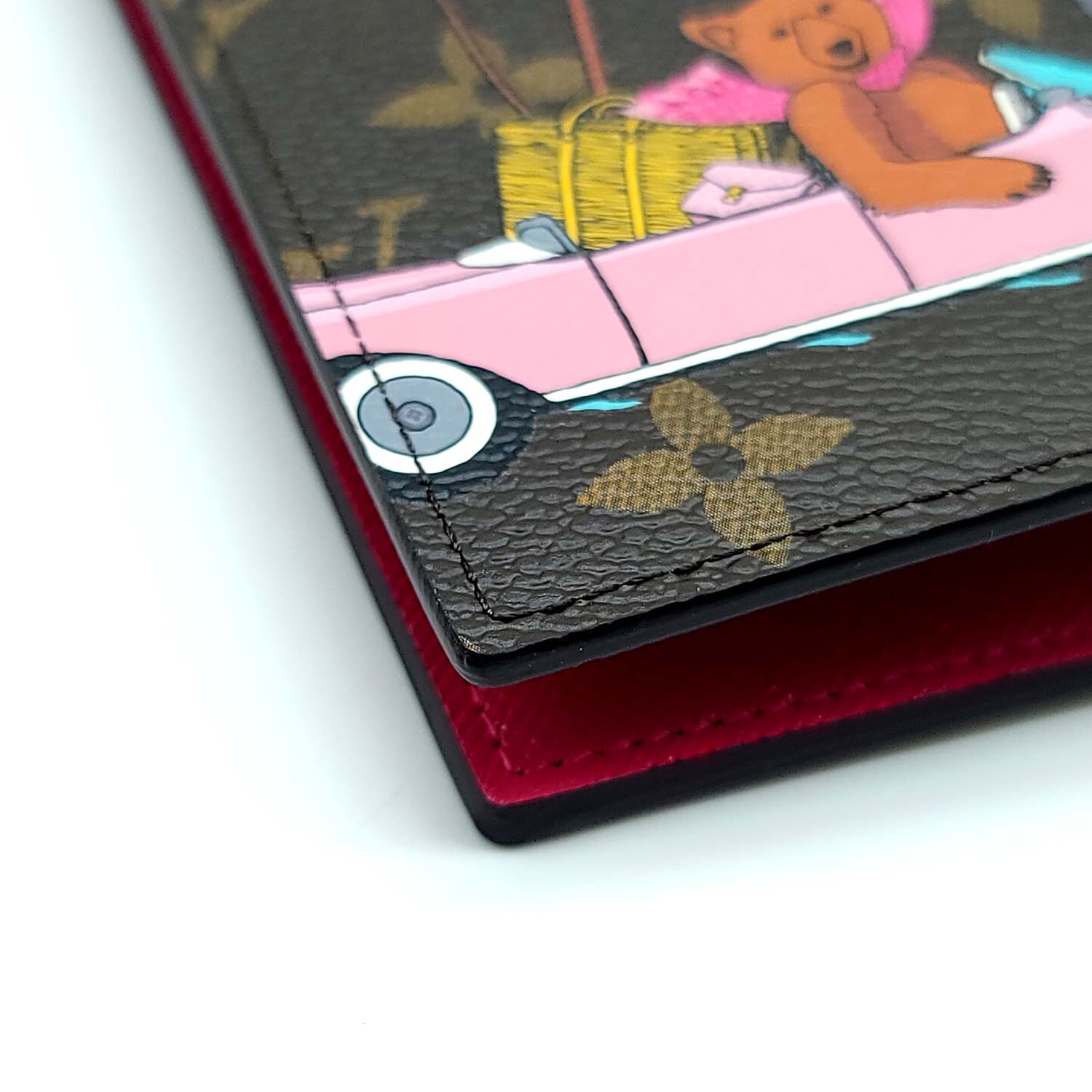 RARE Louis Vuitton 2020 Vivienne Christmas Animation passport case