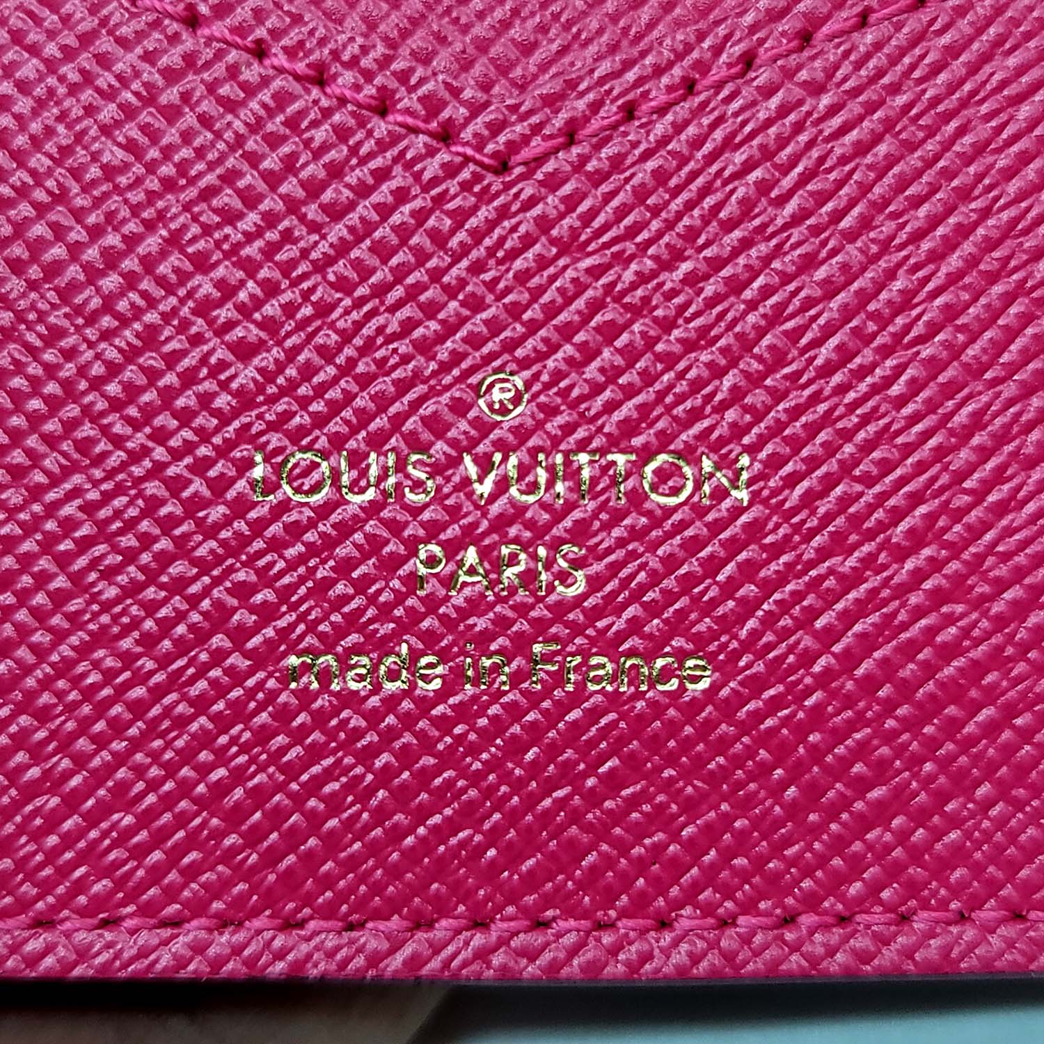 LOUIS VUITTON Monogram 2022 Christmas Animation Paris Passport Cover Pink  1268099