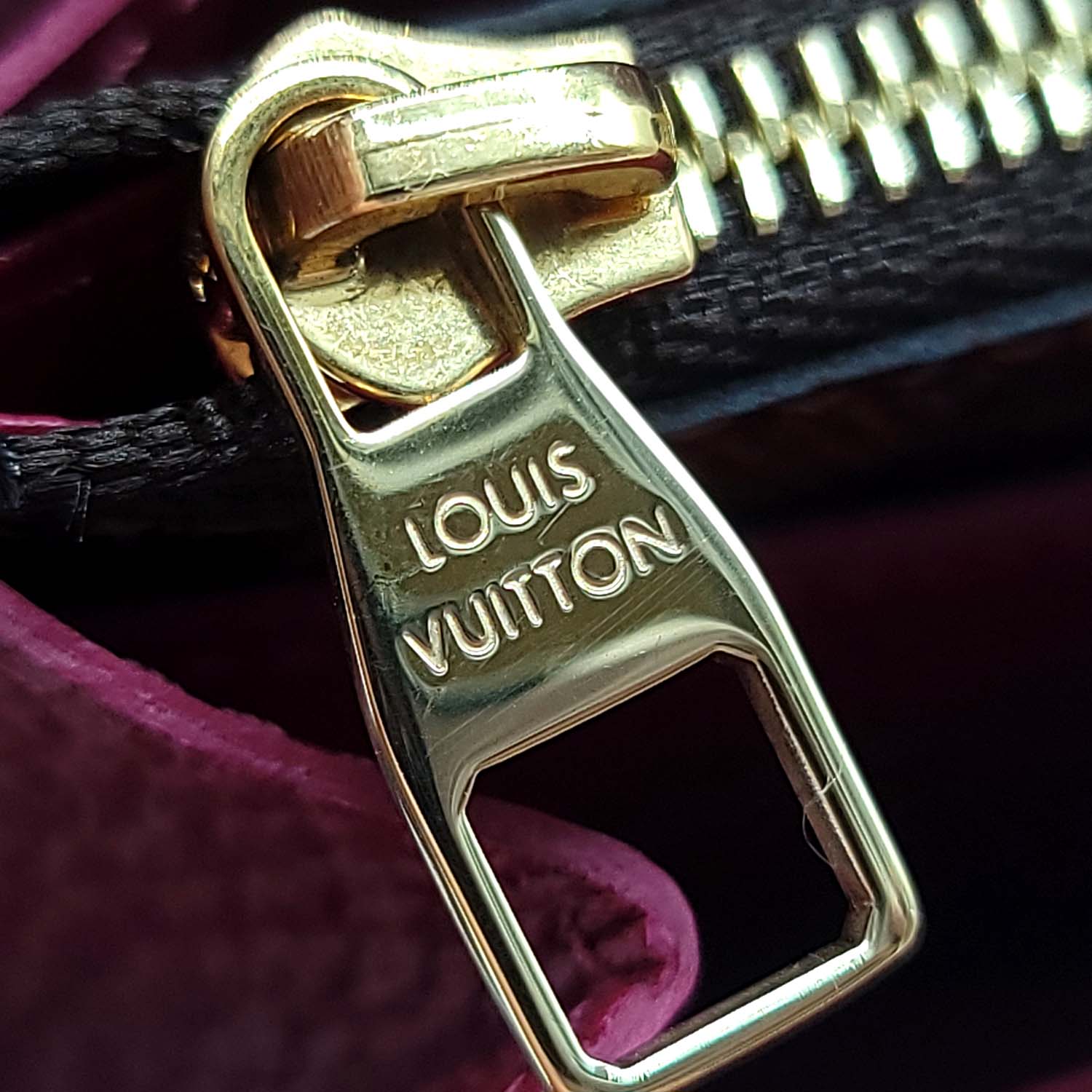 Louis Vuitton 2020 Damier Ebene Croisette Chain Wallet w/Tags
