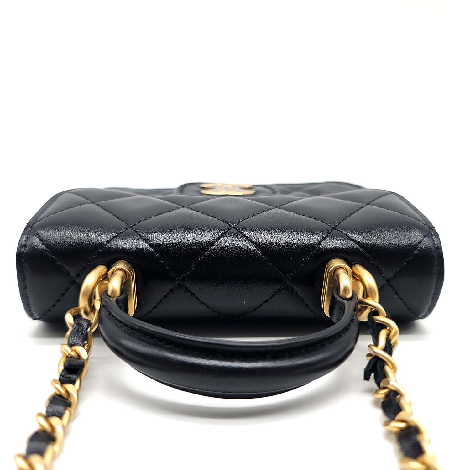 Chanel Runway Black Lambskin Flap Coin Purse with Chain ref.313649