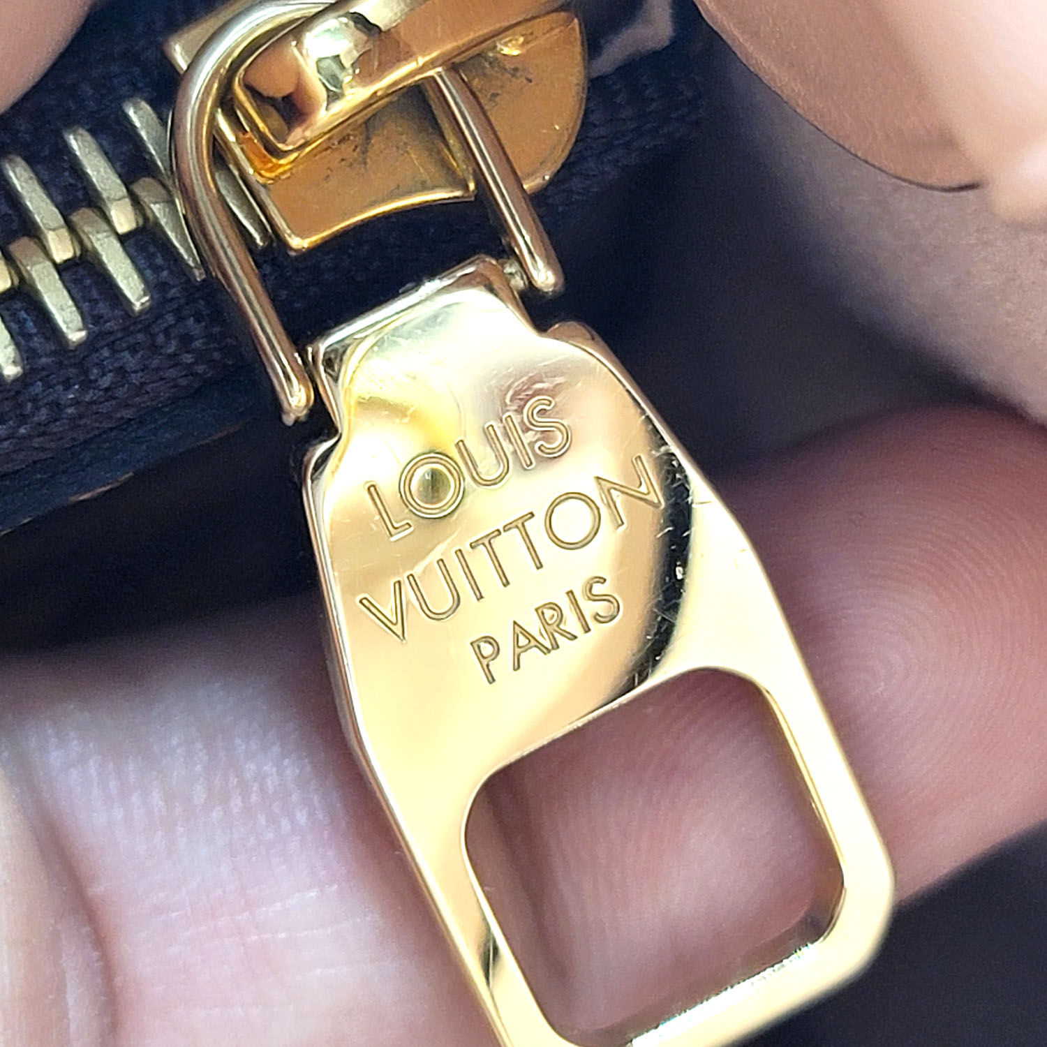 Louis Vuitton neo noe damier ebene venus – Lady Clara's Collection
