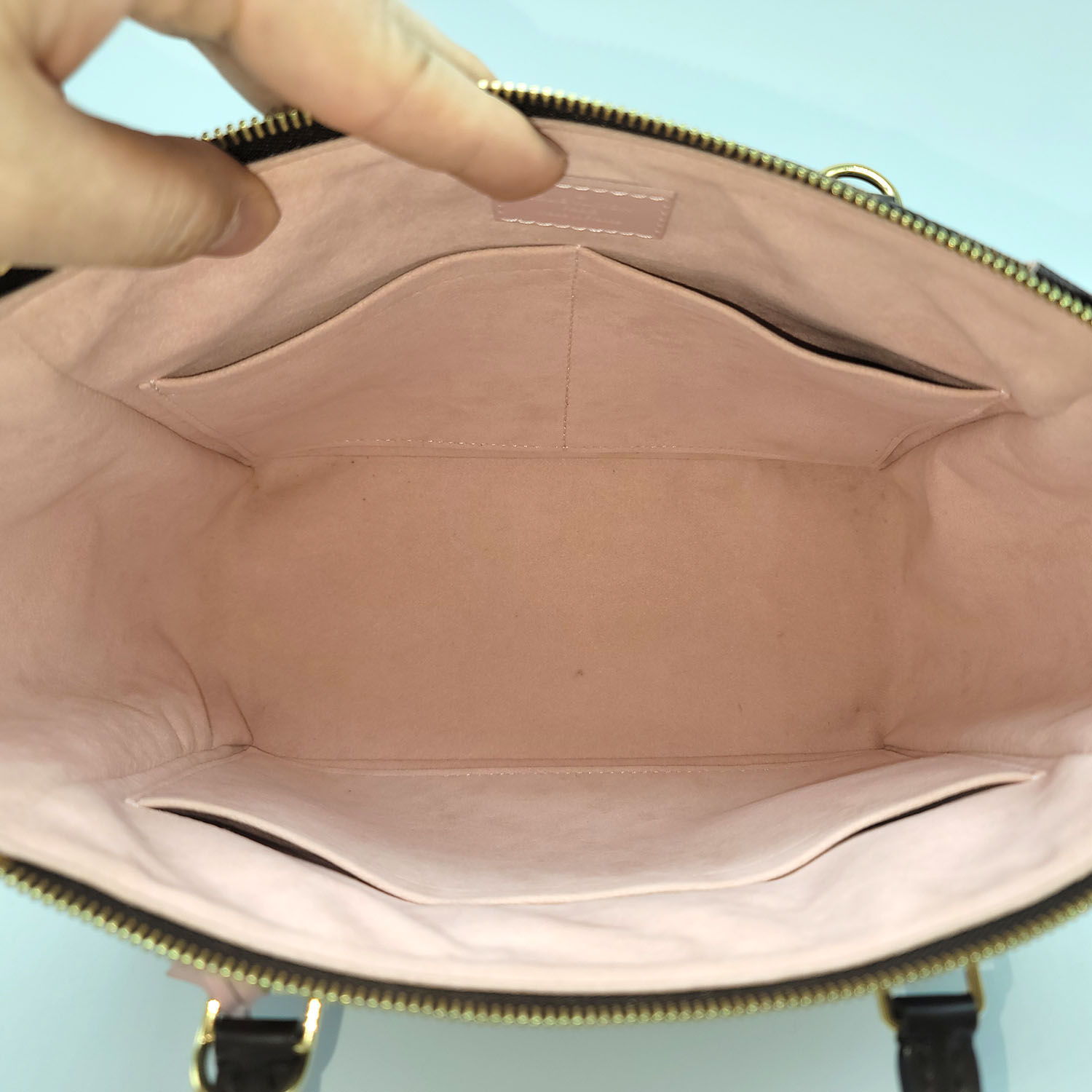 Louis Vuitton Caissa PM Damier Rose Ballerine Canvas Leather Shoulder Bag CBLRORSA 144010019269