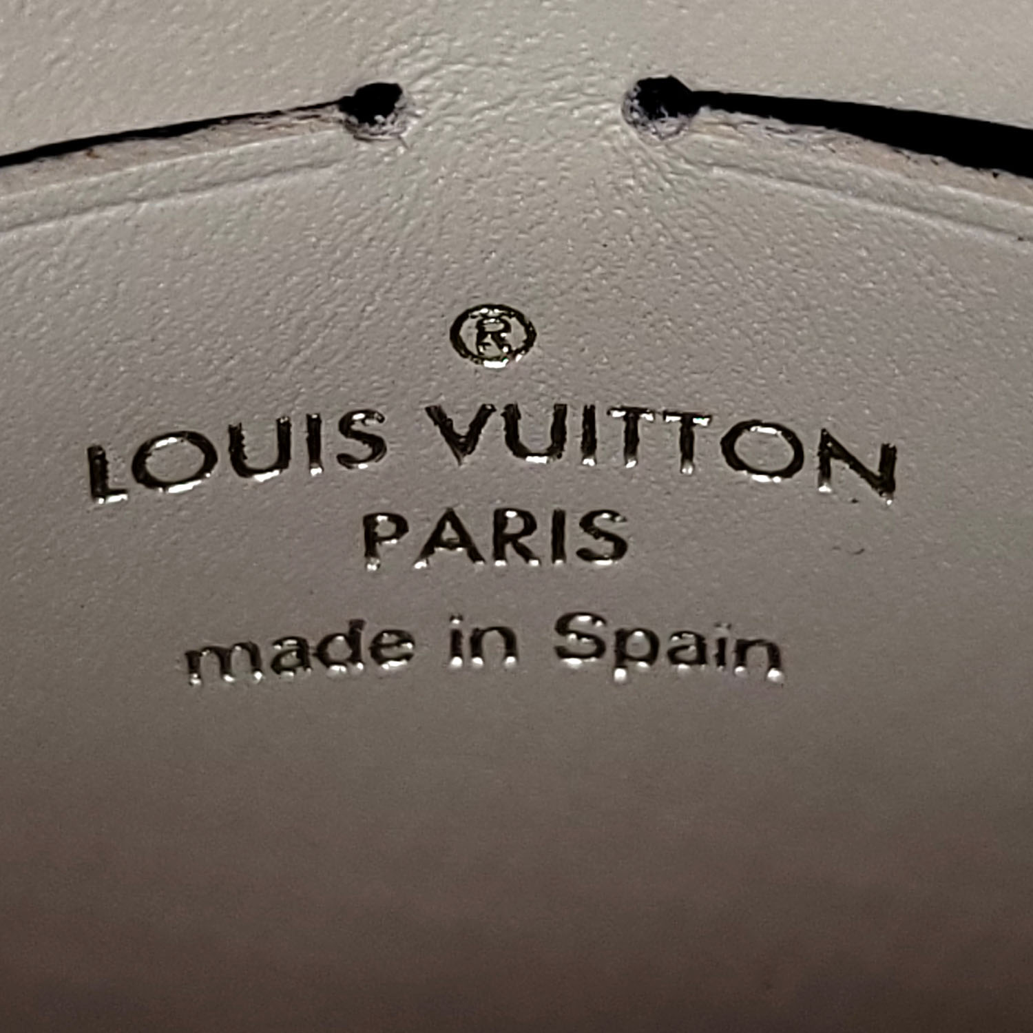 Louis Vuitton Crème Beige / Vénus Pink Vavin chain wallet at 1stDibs  louis  vuitton vavin chain wallet, lv vavin chain wallet, vavin chain wallet louis  vuitton