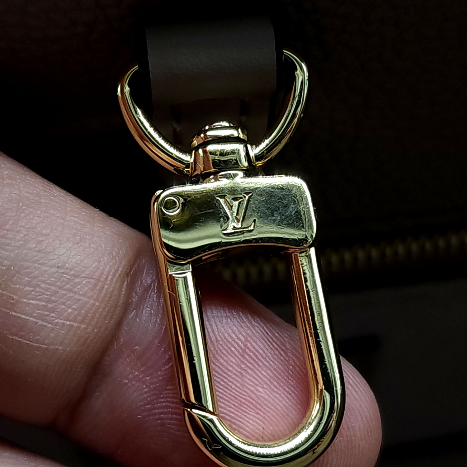 Louis Vuitton Empriente OnTheGo MM Turtledove – DAC
