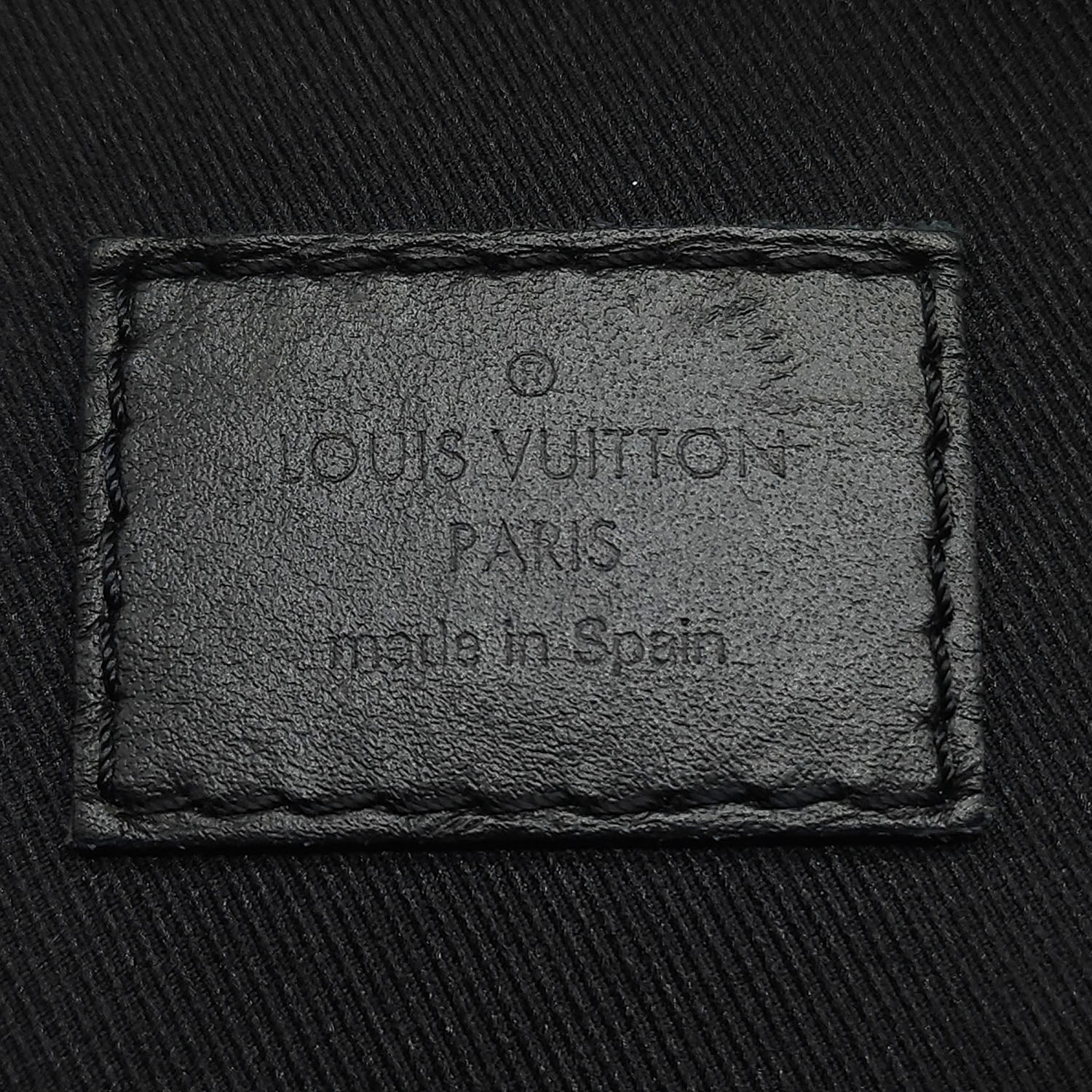 Louis Vuitton Discovery Bumbag Monogram Shadow Black in Calfskin