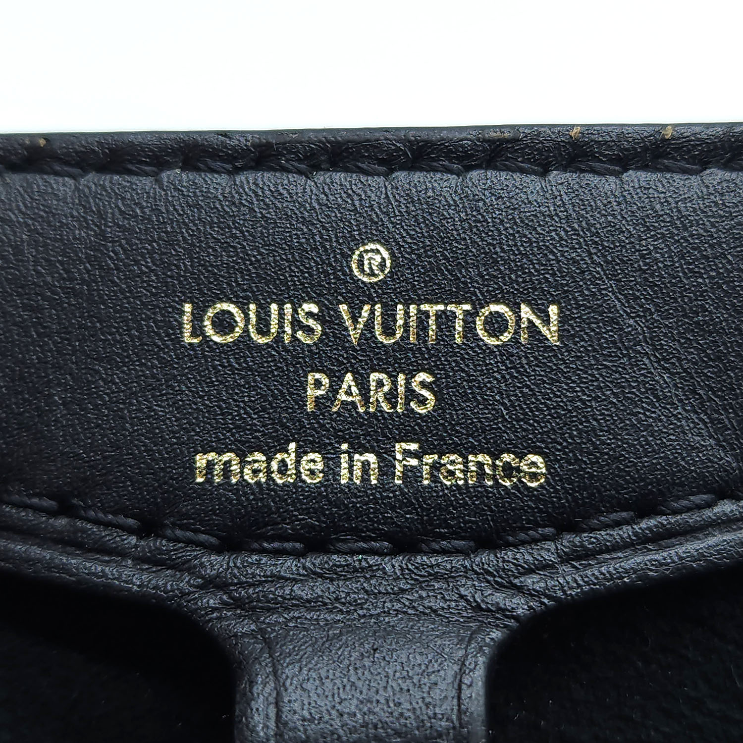 Shop Louis Vuitton Belmont mm (N60294) by MUTIARA