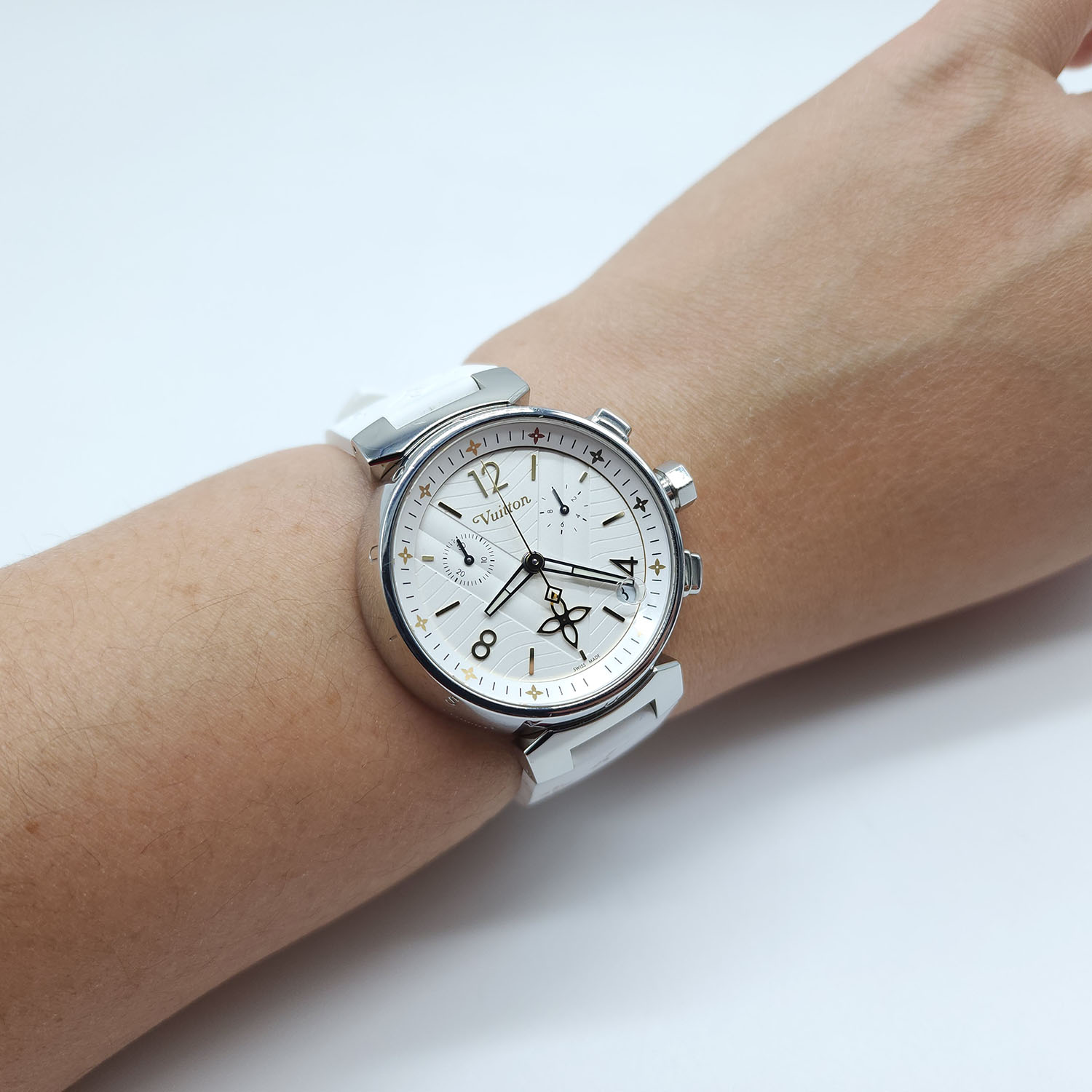 Louis Vuitton Reveals Tambour New Wave Watch