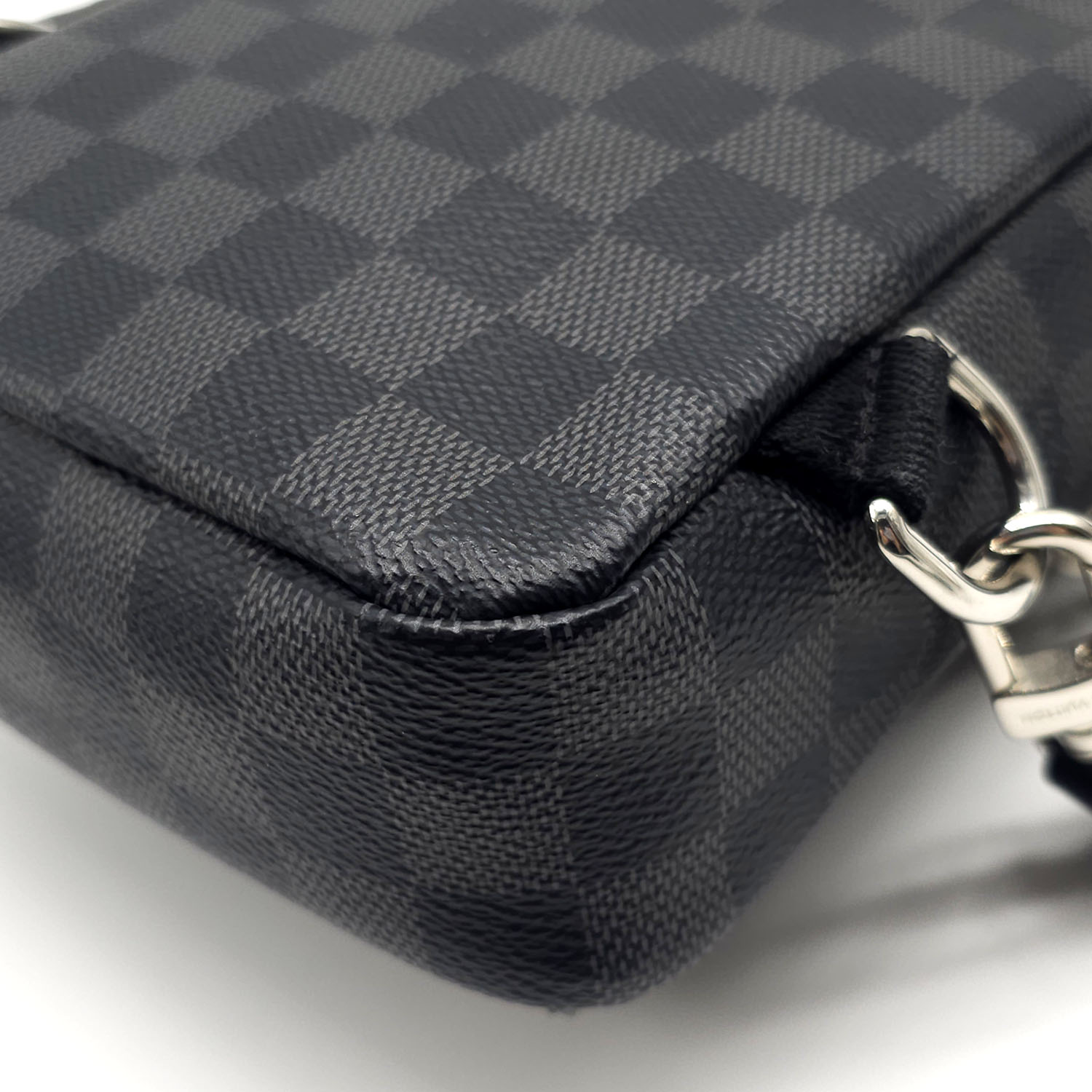 Louis Vuitton, Bags, New Arrival Louis Vuitton Avenue Sling Bag Damier  Graphite Ca329