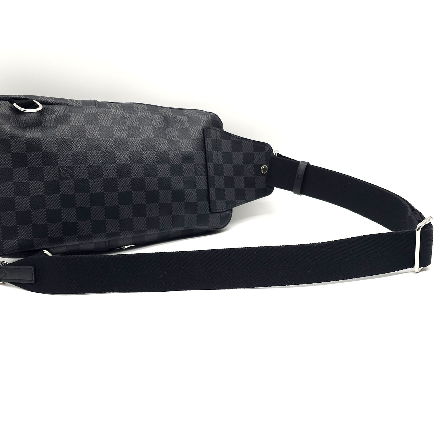Louis Vuitton Avenue Sling Bag Damier Graphite at 1stDibs  black checkered sling  bag, louis vuitton damier graphite avenue sling bag, sac avenue sling louis  vuitton