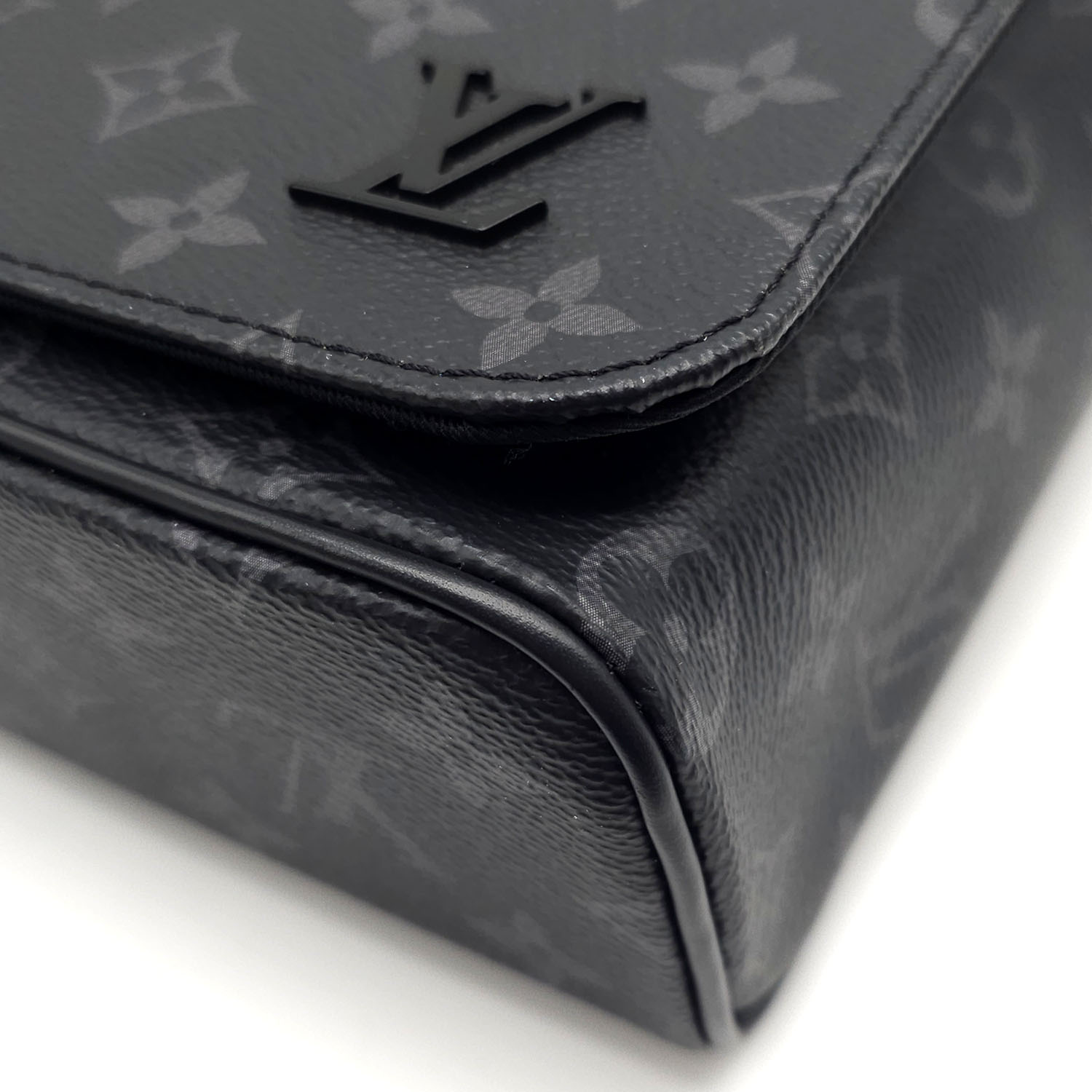 Patent leather wallet Louis Vuitton x Fragment Black in Patent