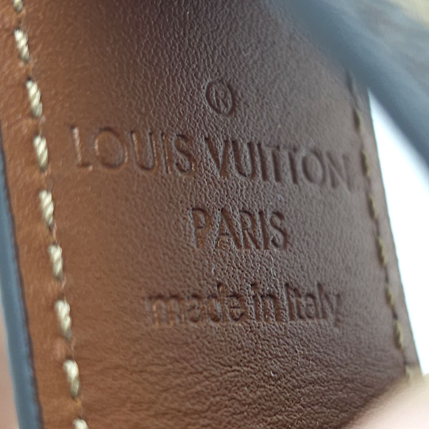 Louis Vuitton Monogram Dauphine Dragonne Key Holder