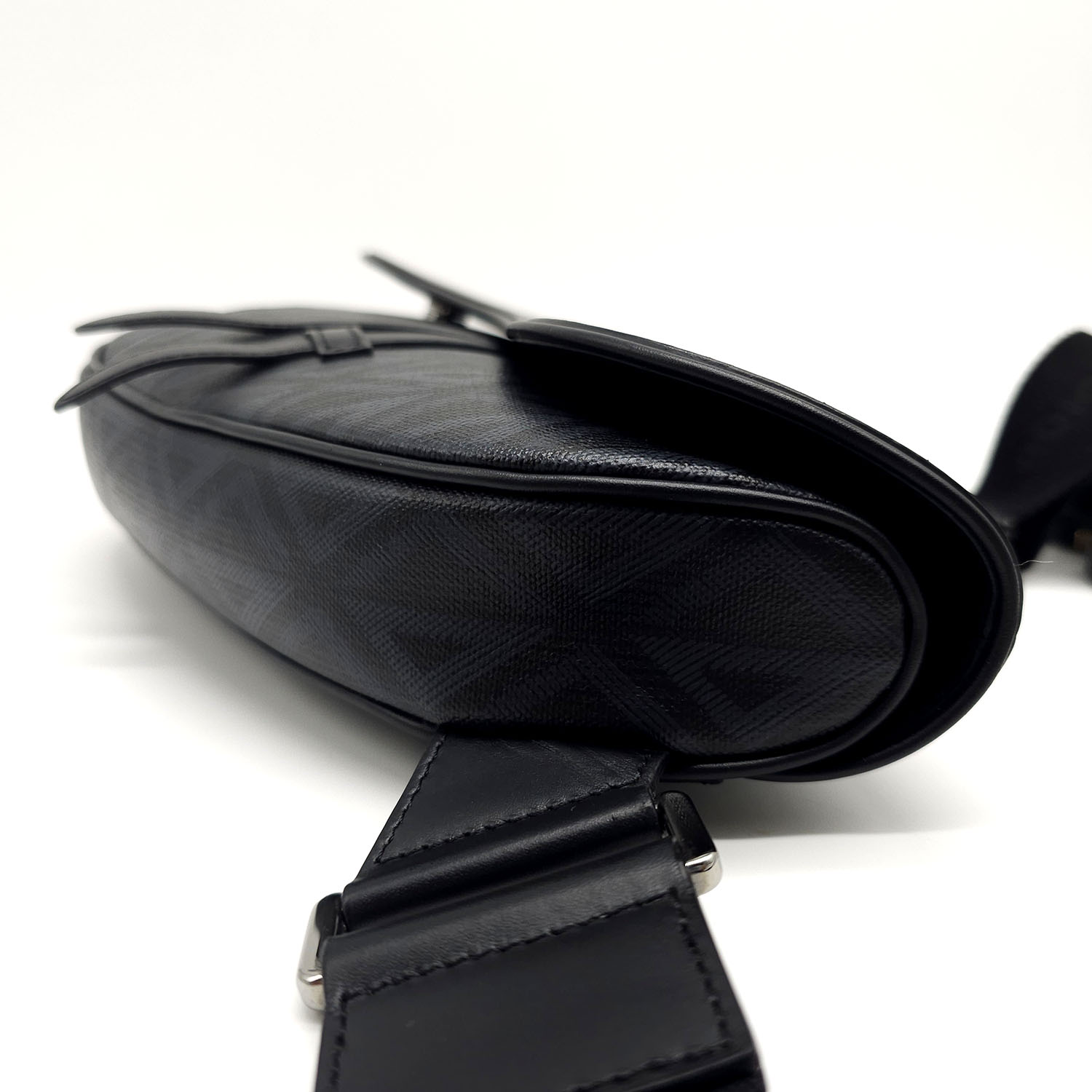 Dior Men's Saddle Bag – Dr. Runway