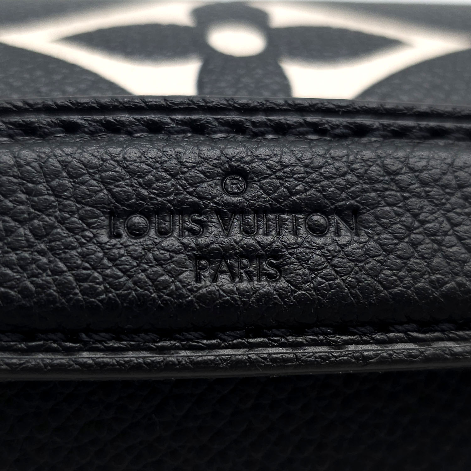 Louis Vuitton Pochette Metis Monogram Empreinte Bicolor – Dr. Runway