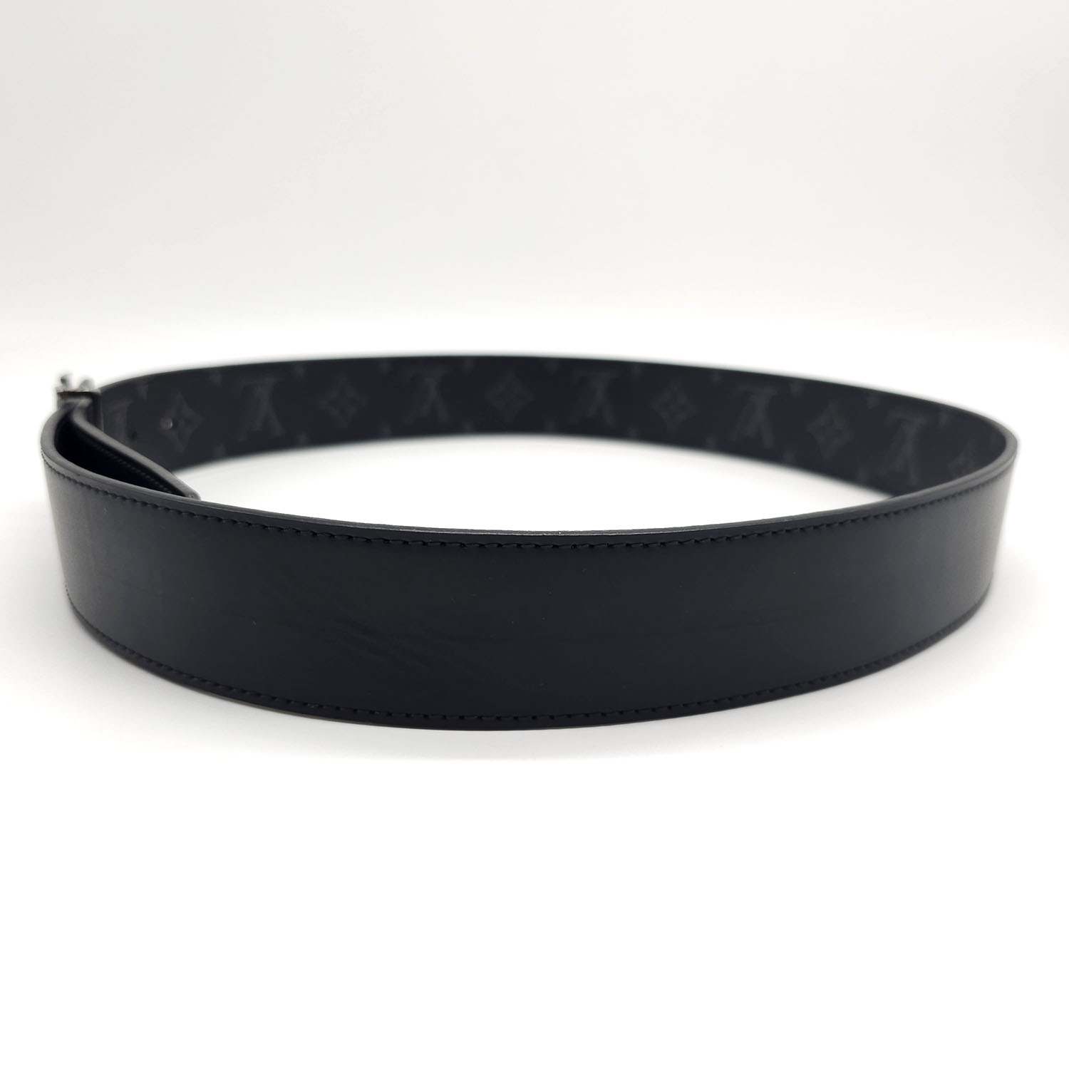 Initiales 40MM Eclipse/Leather Belt Size 110/44 – Keeks Designer Handbags