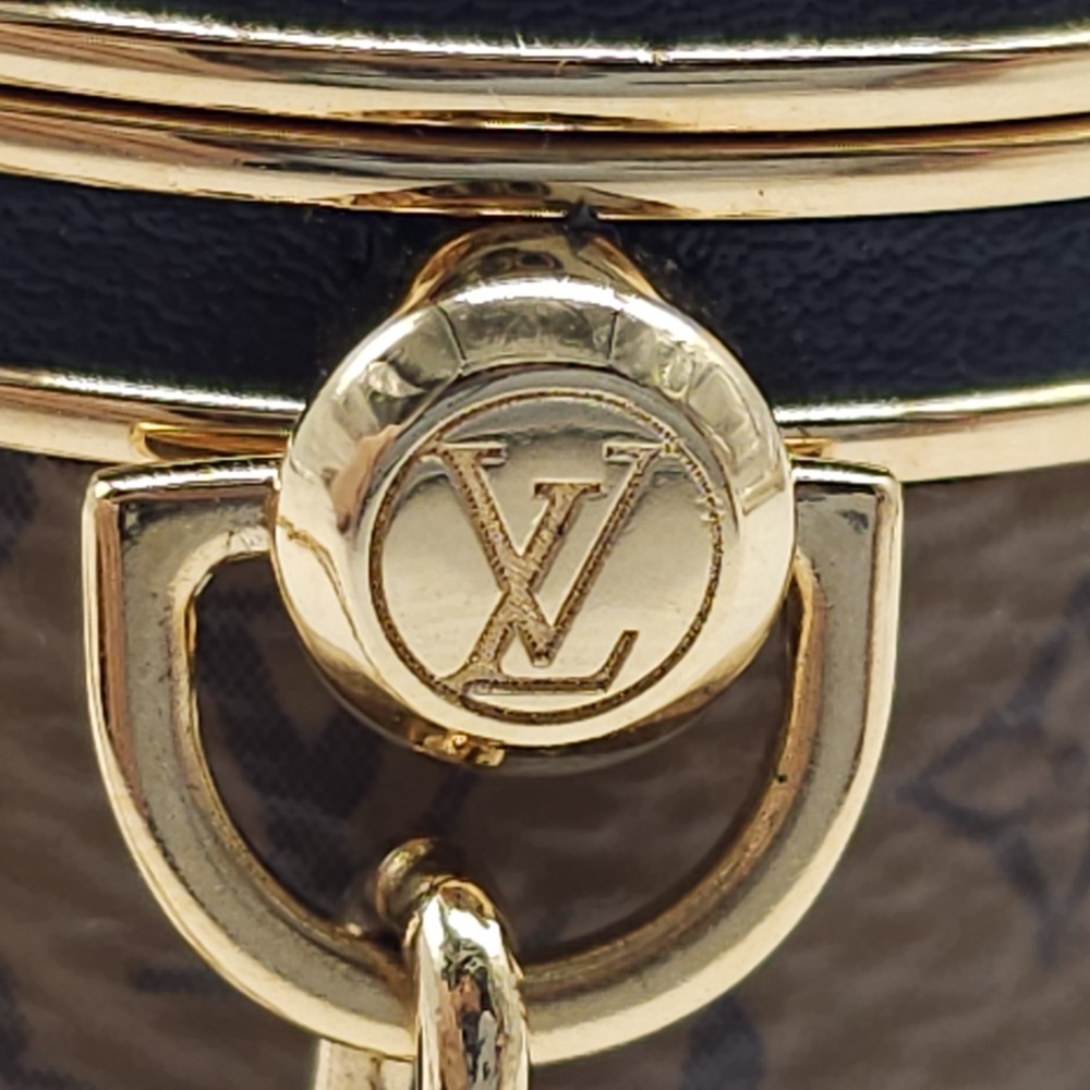 Louis Vuitton Cannes Micro Case Monogram Reverse - Image 9